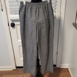Alfred Dunner Women's Black and White Checkered Trousers